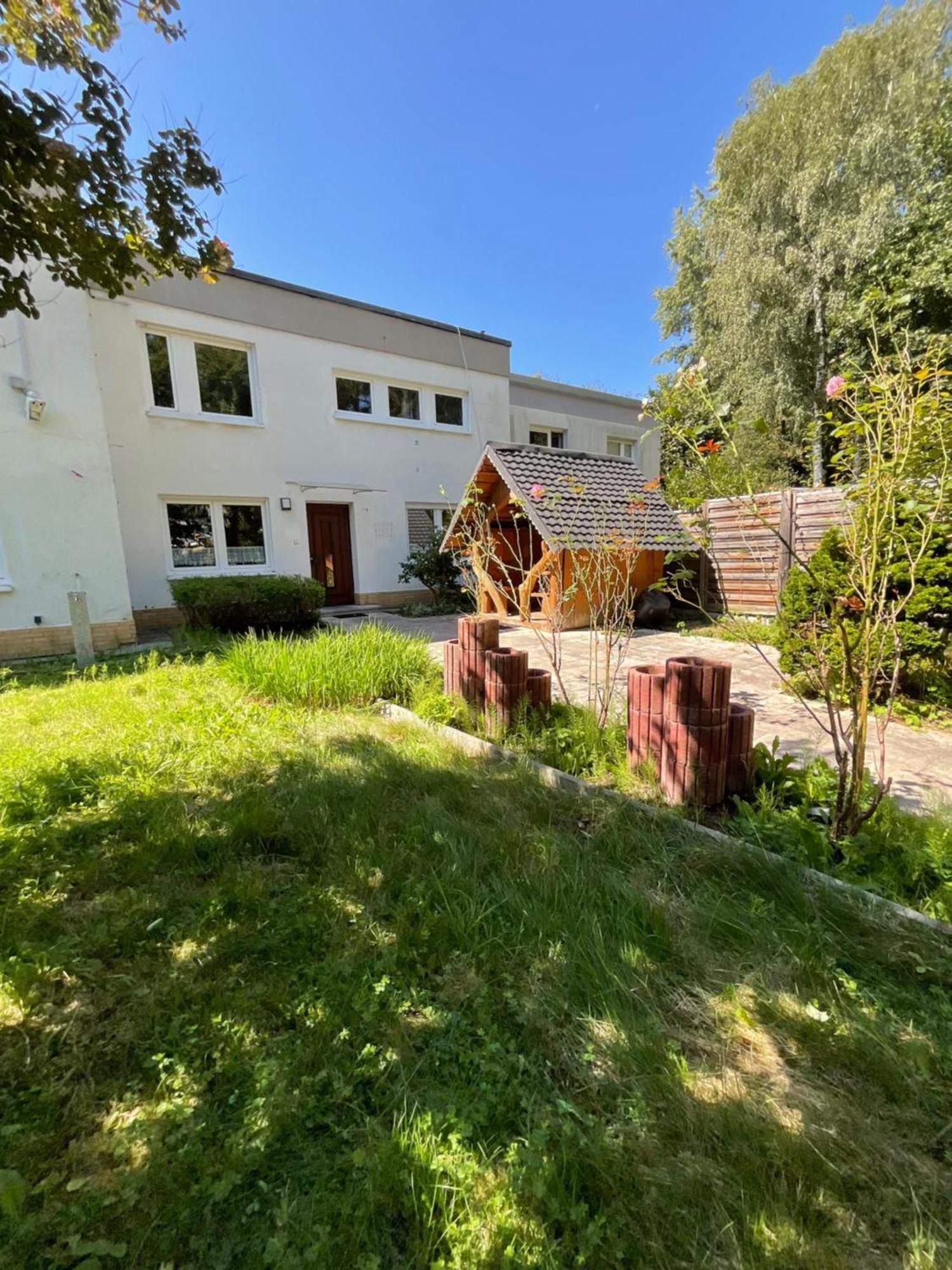 Messe-Apartment, 4 Schlafzimmer, 80 Qm, Garten - 6 Km Zur Messe, Verkehrsguenstig, Ruhig, Parkplaetze Nürnberg Eksteriør bilde